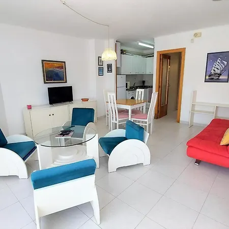 Apartment Atico En Grifeu, Llanca: Terraza, Playa A 100m, 1 Habitacion, Admite Mascotas - Es-170-91 Llanca
