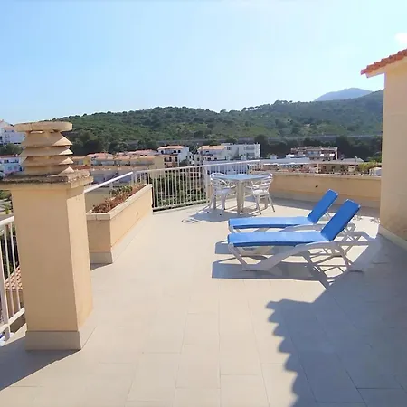 Atico En Grifeu, Llanca: Terraza, Playa A 100m, 1 Habitacion, Admite Mascotas - Es-170-91